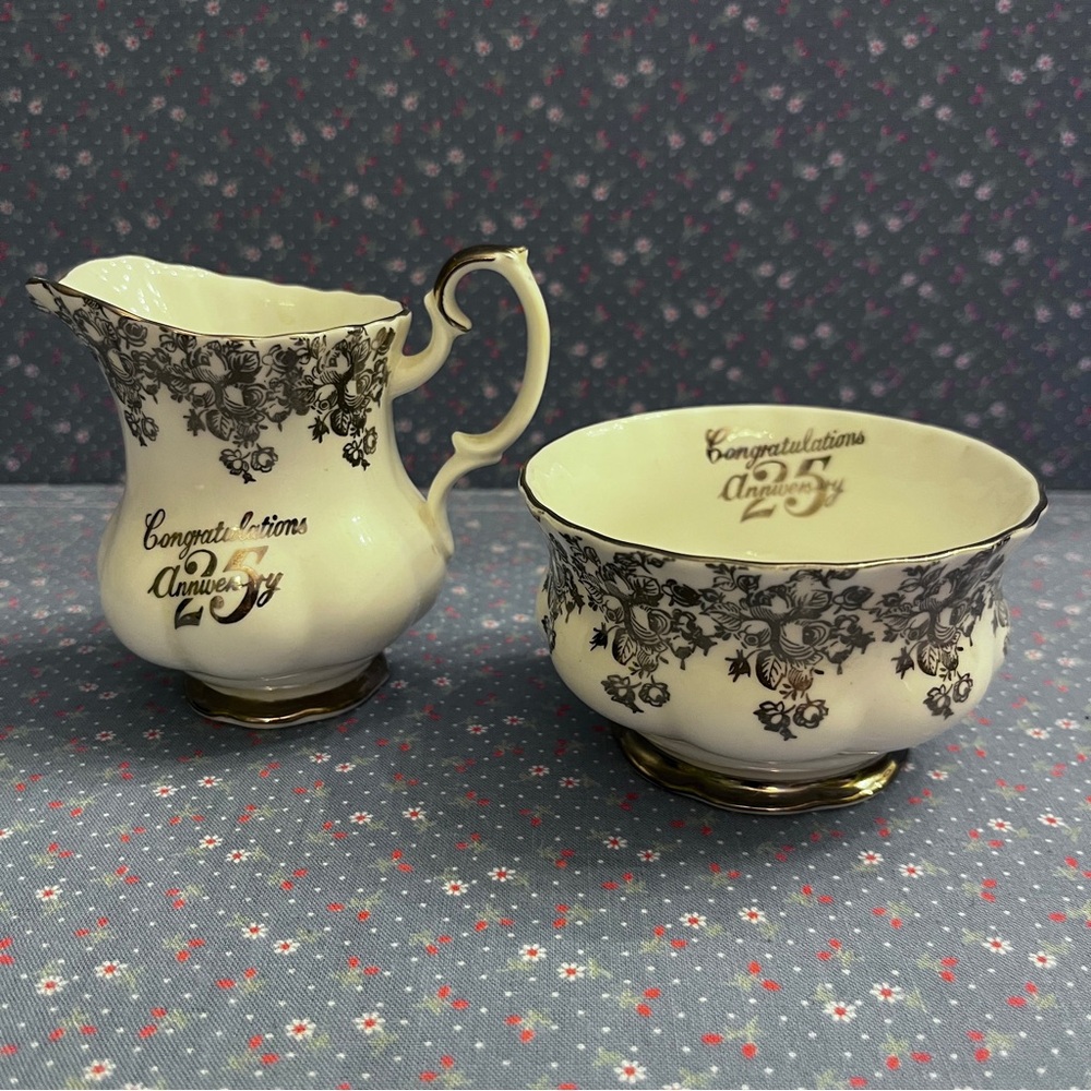 ROYAL ALBERT China England - Sugar & Creamer - 25th